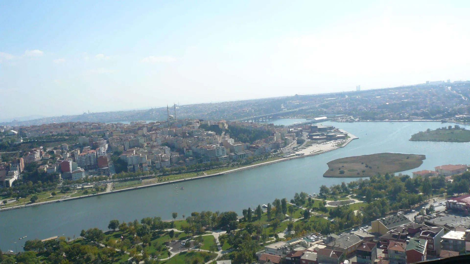 Hilton Garden Inn Istanbul Golden Horn Hotel