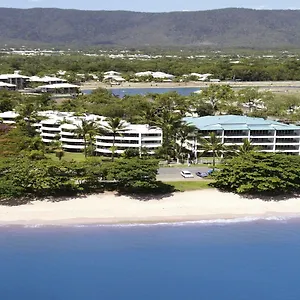 https://beachfront-on-trinity-apartments.queenslandhotels.net